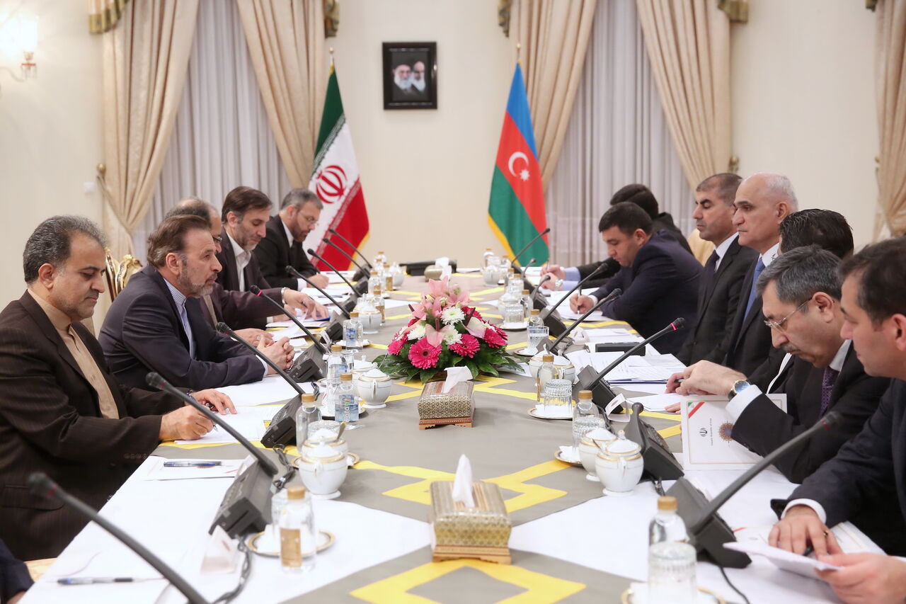 واعظی: روابط تهران و باکو راهبردی است واعظی: روابط تهران و باکو راهبردی است
