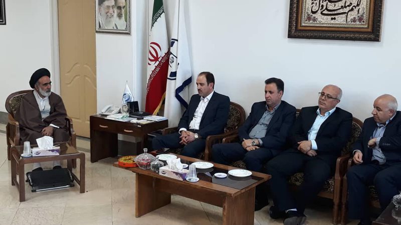 مرکز خدمات حوزه‌های علمیه از بیمه آسیا تقدیر کرد