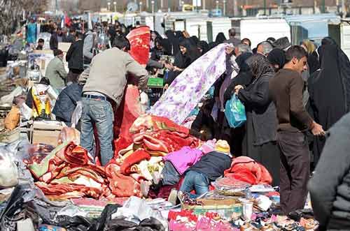 قرنطینه دستفروشان در بازار بی‌رونق