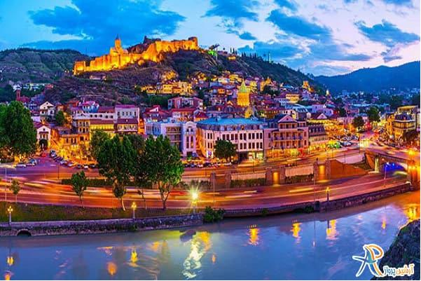 3 کشور توریستی برای سفر در فصل پاییز 3 کشور توریستی برای سفر در فصل پاییز