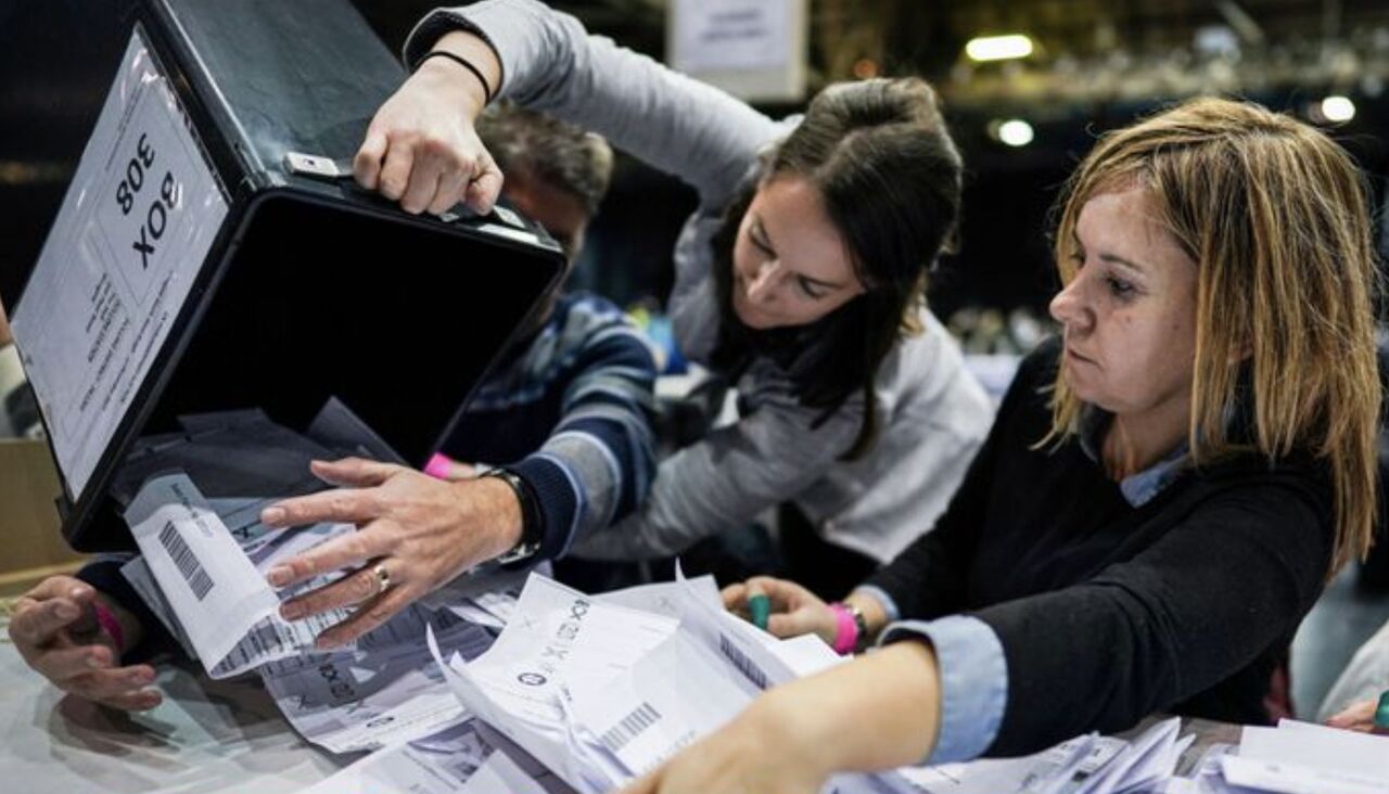 نتایج اولیه انتخابات پارلمانی انگلیس و پیشتازی حزب جانسون