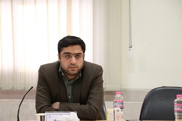 برداشت از صندوق توسعه ملی به معنای استقراض از بانک مرکزی است برداشت از صندوق توسعه ملی به معنای استقراض از بانک مرکزی است