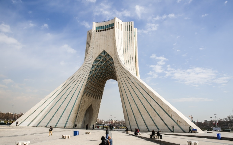کیفیت هوای تهران پاک است کیفیت هوای تهران پاک است