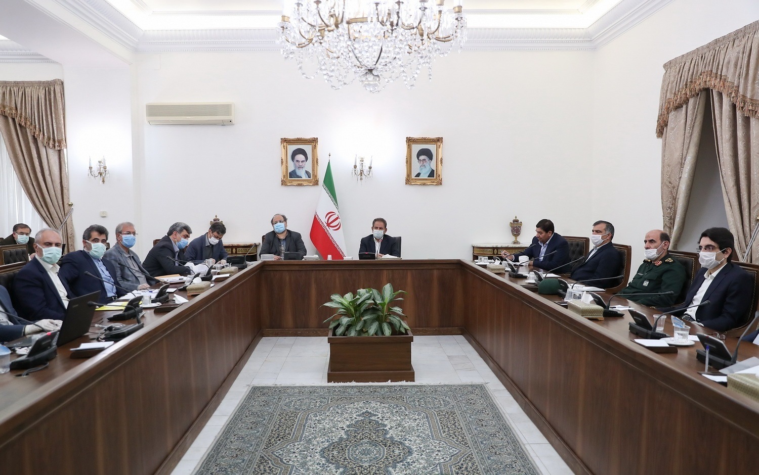 دولت از طبقات ضعیف حمایت میکند/ تشریح جزییات تسهیلات حمایتی برای اقشار کم درآمد دولت از طبقات ضعیف حمایت میکند/ تشریح جزییات تسهیلات حمایتی برای اقشار کم درآمد