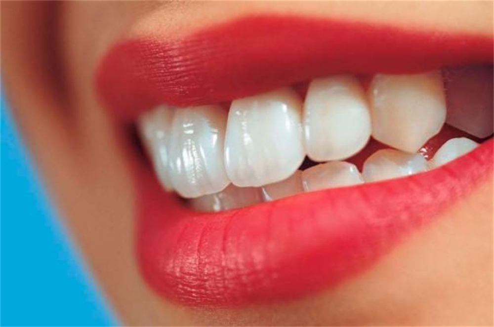 تغییر رنگ لب میتواند نشانه کووید-۱۹ باشد؟ تغییر رنگ لب میتواند نشانه کووید-۱۹ باشد؟