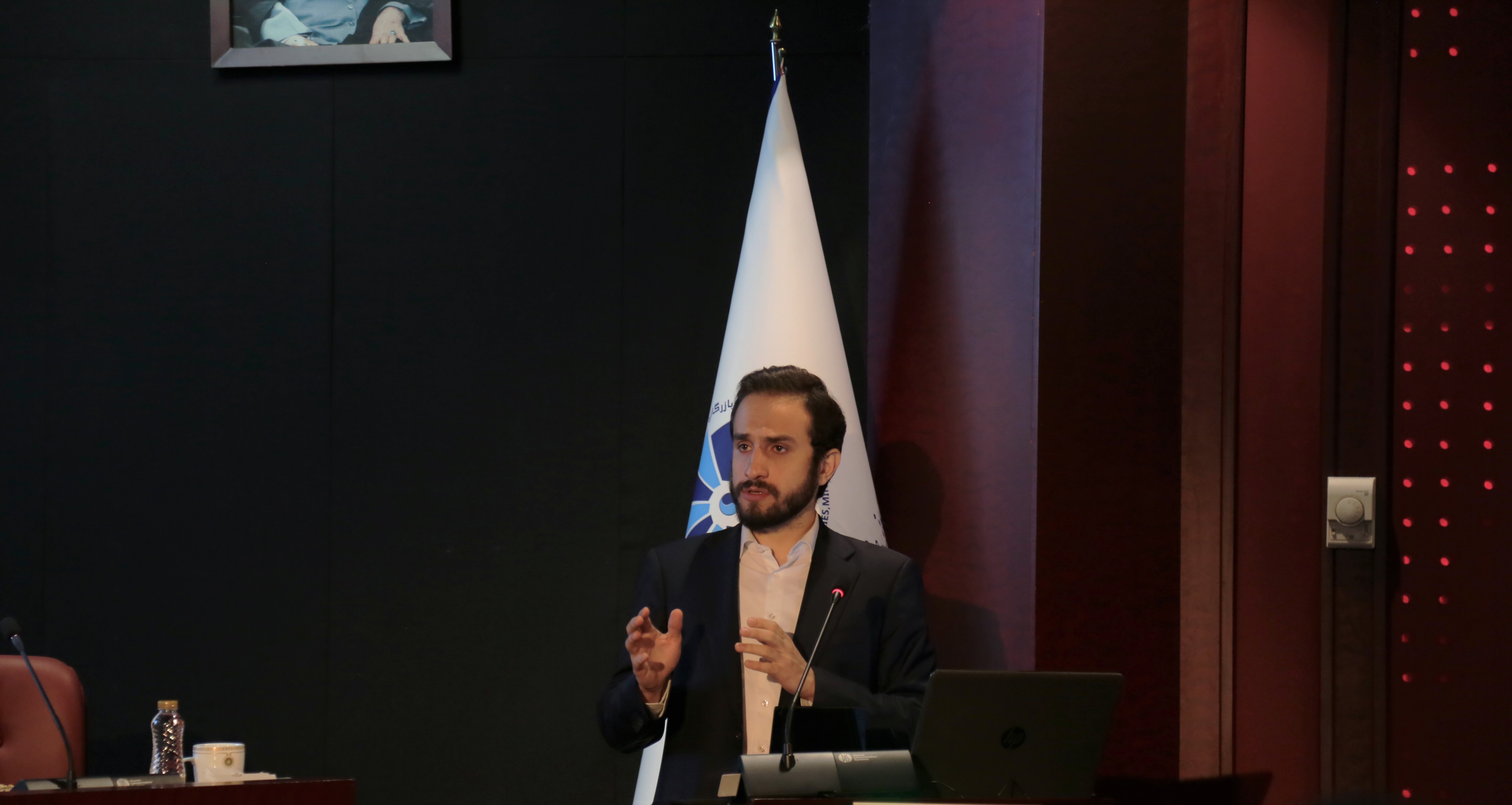 بالاترین میزان درخواست بیمه بیکاری در تاریخ آمریکا/ پیش بینی بیکاری 14میلیون آمریکایی بالاترین میزان درخواست بیمه بیکاری در تاریخ آمریکا/ پیش بینی بیکاری 14میلیون آمریکایی