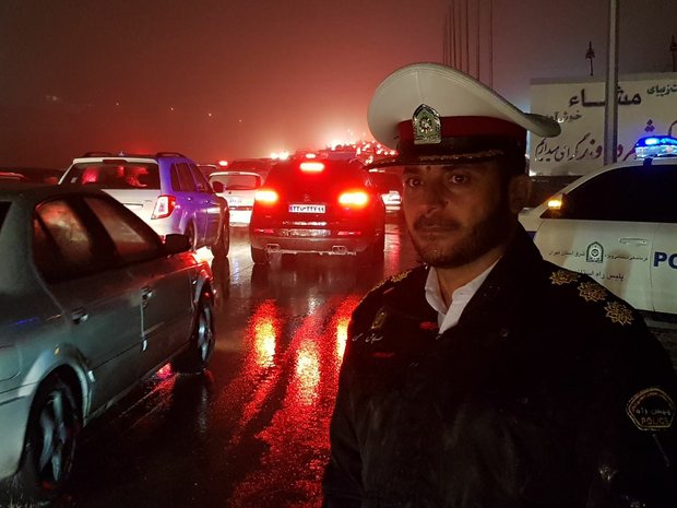 توضیحات راهور درباره پیامکهای اشتباهی قانون منع تردد توضیحات راهور درباره پیامکهای اشتباهی قانون منع تردد