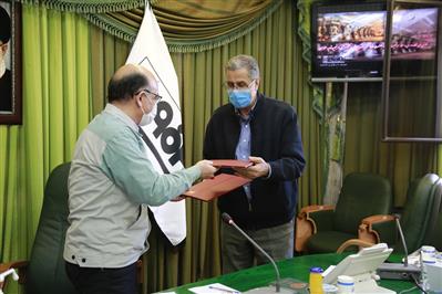 امضای تفاهمنامه همکاری بین فولاد مبارکه و اتاق تهران امضای تفاهمنامه همکاری بین فولاد مبارکه و اتاق تهران