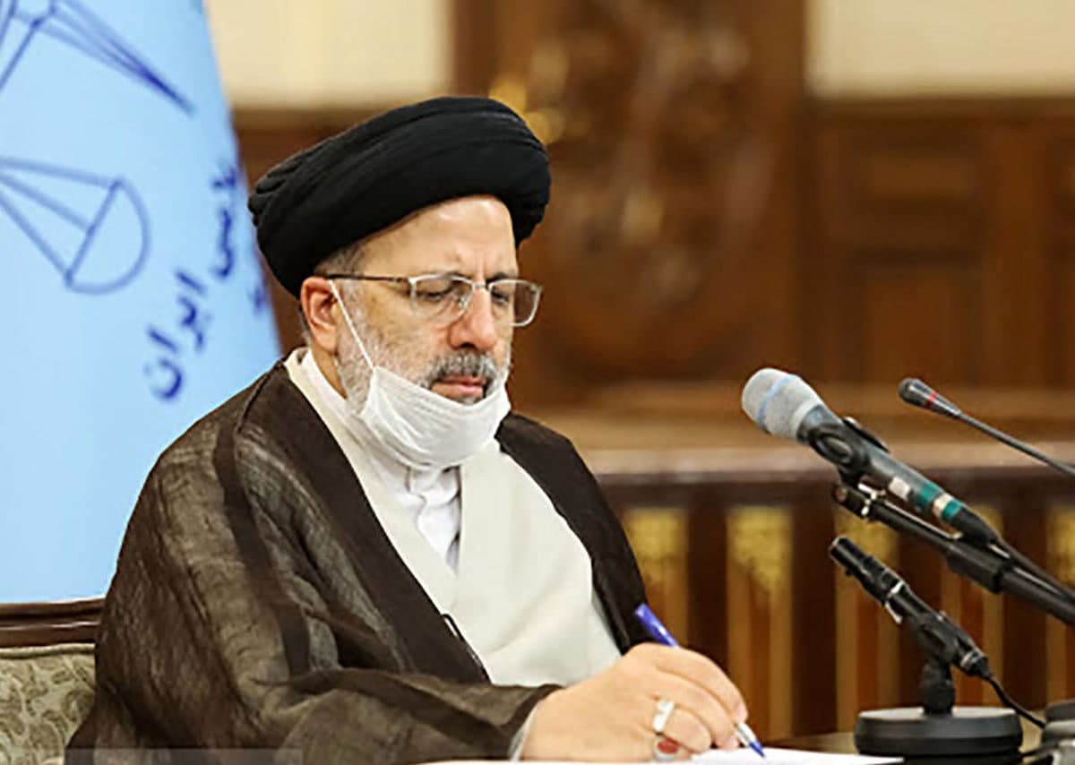 رییسی هم به آلودگی هوا واکنش نشان داد رییسی هم به آلودگی هوا واکنش نشان داد