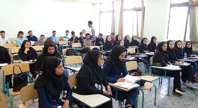 ۱.۵میلیون صندلی بدون متقاضی در دانشگاههای کشور ۱.۵میلیون صندلی بدون متقاضی در دانشگاههای کشور