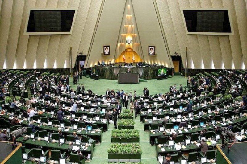 وزرای راه و علوم به مجلس میروند وزرای راه و علوم به مجلس میروند