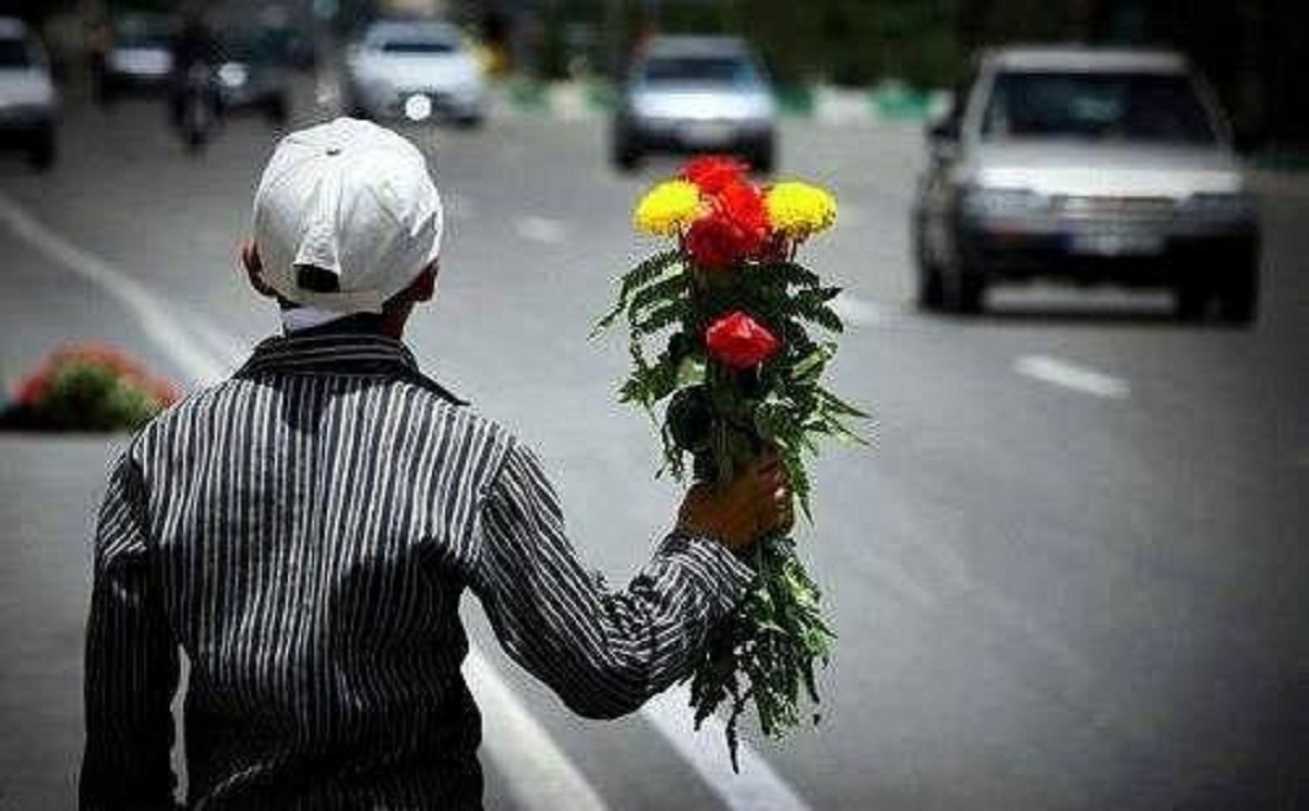 درآمد ۷۵۰هزار تومانی کودک کار در یک روز درآمد ۷۵۰هزار تومانی کودک کار در یک روز