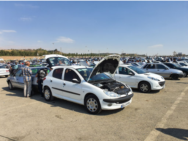 نظر کارشناسان درباره بازگشت امکان درج قیمت خودرو نظر کارشناسان درباره بازگشت امکان درج قیمت خودرو