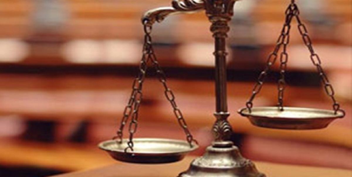 بررسی دلایل کمبود وکیل تخصصی در ایران بررسی دلایل کمبود وکیل تخصصی در ایران