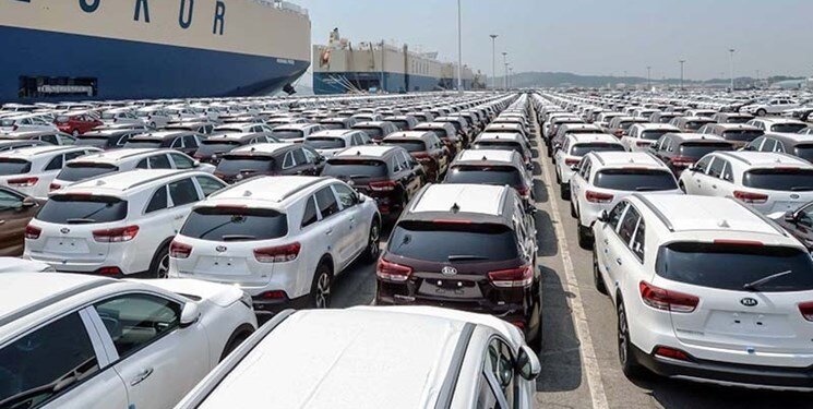 ظرفیت مناطق آزاد معجزه میکند؟/ یک بام و دو هوای صدور مجوز واردات خودرو ظرفیت مناطق آزاد معجزه میکند؟/ یک بام و دو هوای صدور مجوز واردات خودرو