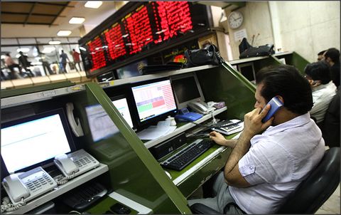 کارگزاریها آذرماه را چگونه پشت سر گذاشتند؟ کارگزاریها آذرماه را چگونه پشت سر گذاشتند؟