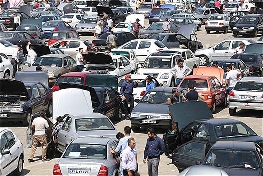 سود سهامداران خودرو در جیب دلالان! سود سهامداران خودرو در جیب دلالان!