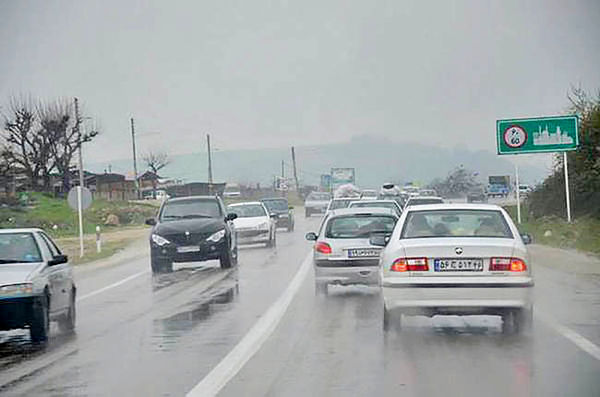 برف و باران در جادههای ۱۳استان برف و باران در جادههای ۱۳استان