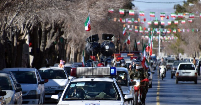 رژه خودرویی ۲۲بهمن تا ساعتی دیگر آغاز میشود رژه خودرویی ۲۲بهمن تا ساعتی دیگر آغاز میشود