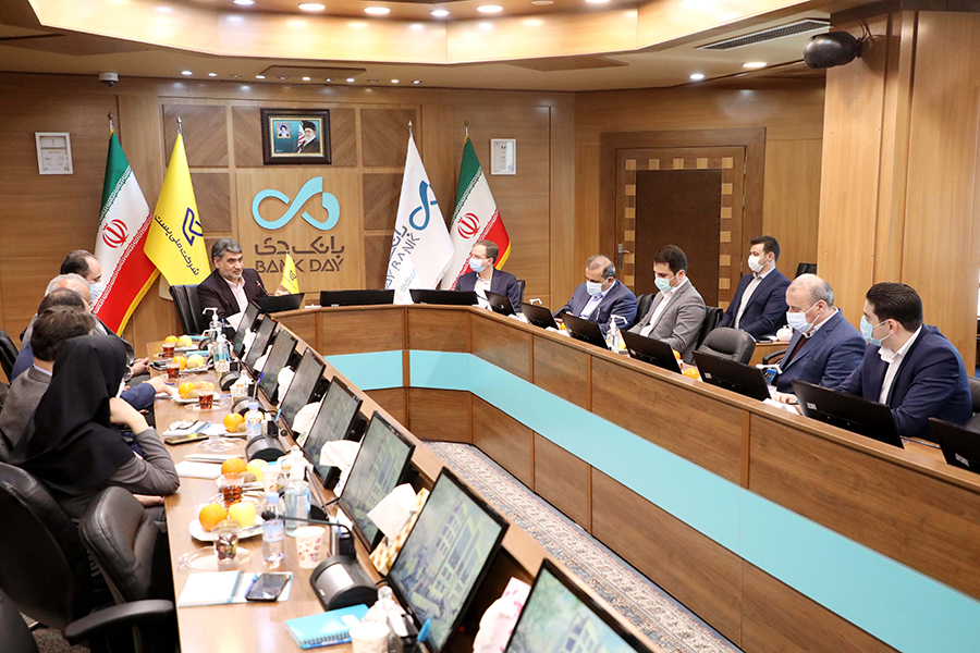 گسترش دسترسی جامعه به خدمات بانک دی را دنبال میکنیم گسترش دسترسی جامعه به خدمات بانک دی را دنبال میکنیم