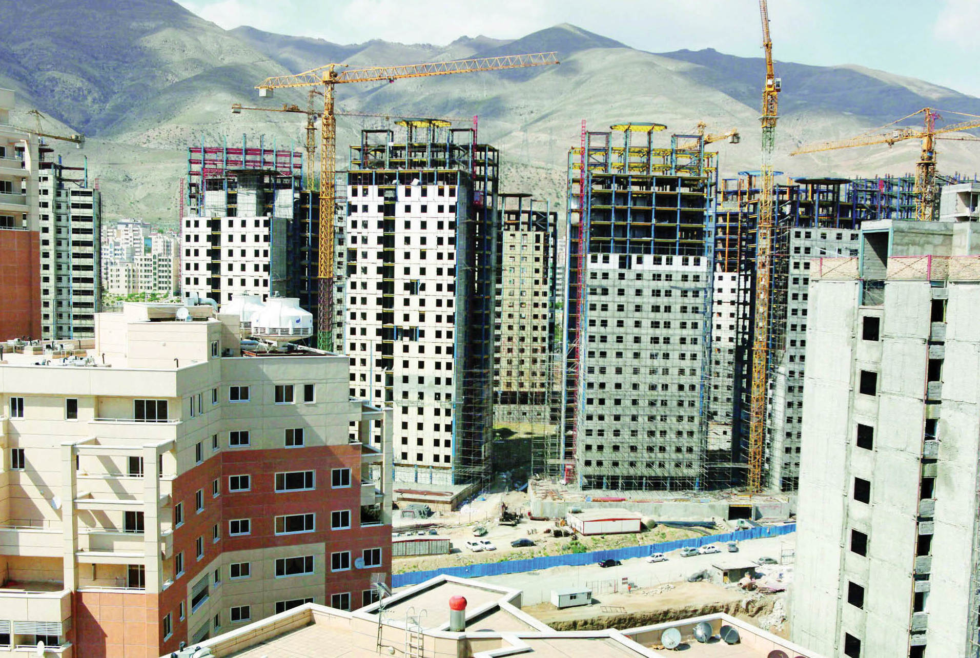 به رونق بازار مسکن میتوان امیدوار بود؟ به رونق بازار مسکن میتوان امیدوار بود؟