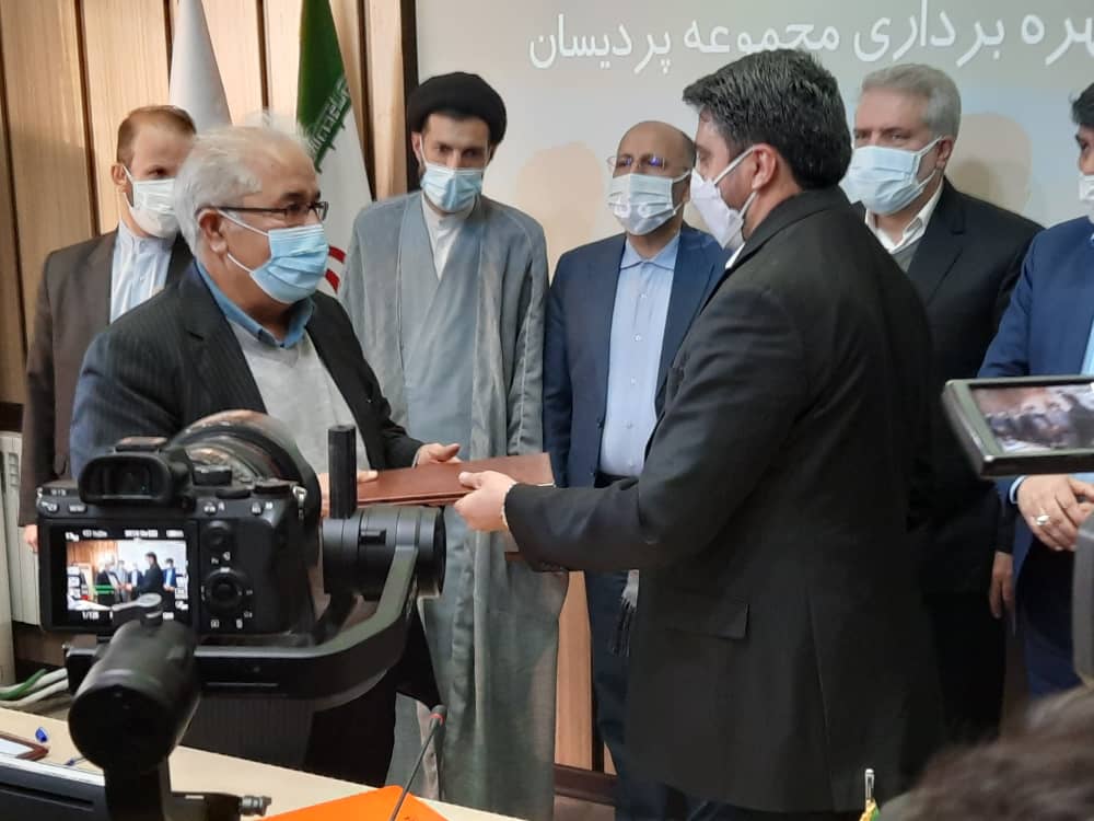 آرزوی دیرینه اردکانیها برآورده شد آرزوی دیرینه اردکانیها برآورده شد