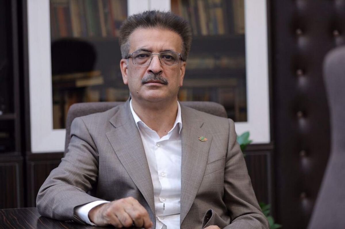 بیش واکنشی یکی از ناهنجاریهای قابل مشاهده در بازار سرمایه است بیش واکنشی یکی از ناهنجاریهای قابل مشاهده در بازار سرمایه است
