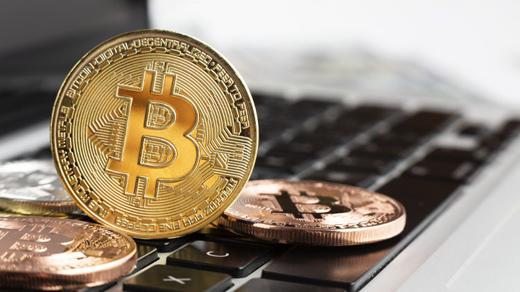 پیشبینی قیمت بیت کوین؛ برترین رمزارز بازار به کدام سو حرکت میکند؟ پیشبینی قیمت بیت کوین؛ برترین رمزارز بازار به کدام سو حرکت میکند؟