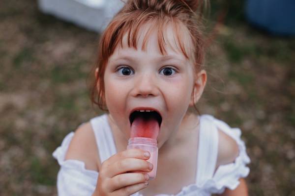 زبان پس از چشیدن غذا چه شکلی میشود؟ زبان پس از چشیدن غذا چه شکلی میشود؟