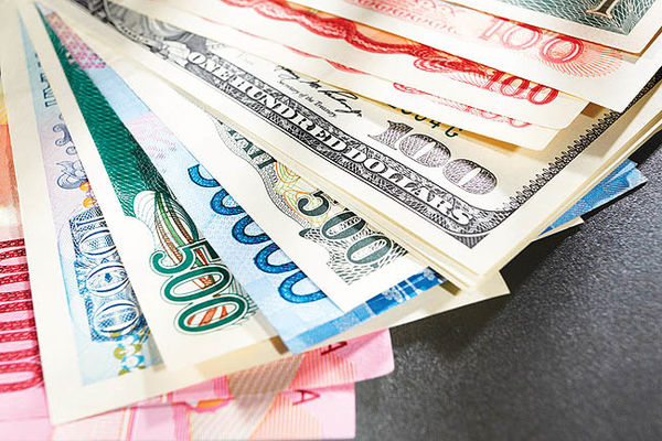 هفته پر اضطراب بازار ارز پایان یافت هفته پر اضطراب بازار ارز پایان یافت