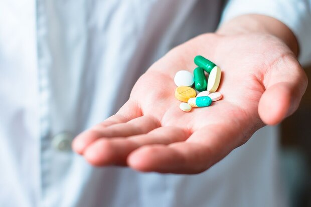 فعالیت داروخانههای آنلاین مجاز نیست فعالیت داروخانههای آنلاین مجاز نیست