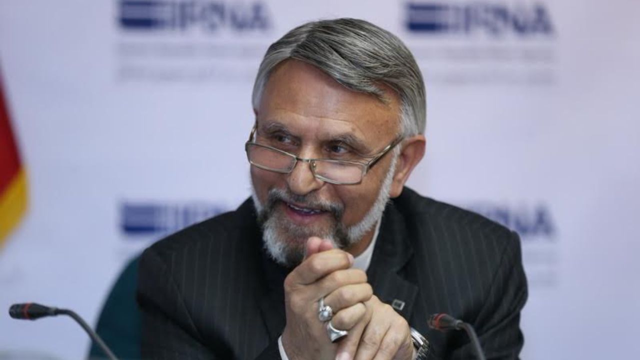 دوئل انتخاباتی احمدی نژاد و حدادعادل دوئل انتخاباتی احمدی نژاد و حدادعادل