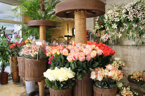 ضرر بالای گلفروشان در شرایط کرونا ضرر بالای گلفروشان در شرایط کرونا