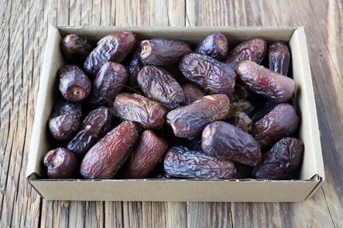 آشنایی با انواع خرما و خواص آن آشنایی با انواع خرما و خواص آن
