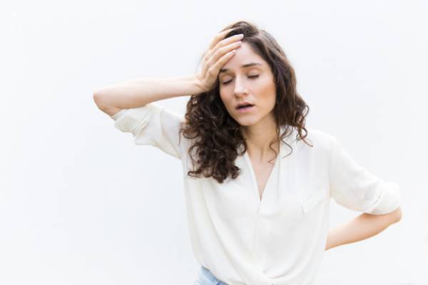چرا وقتی میایستم سرم گیج میره؟ +تصاویر چرا وقتی میایستم سرم گیج میره؟ +تصاویر