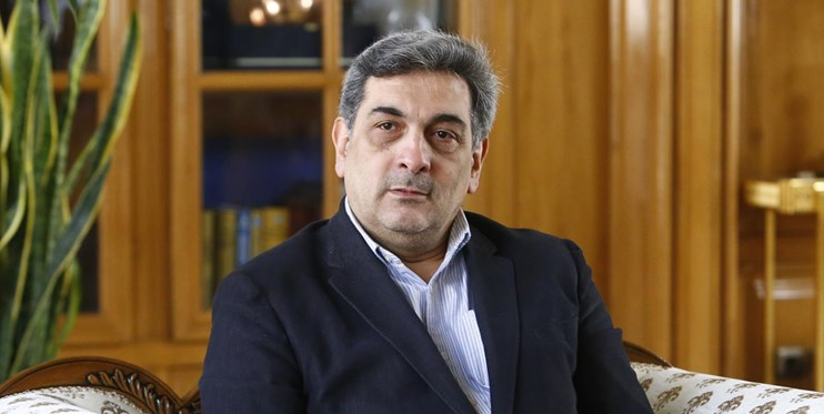 درگیری لفظی حناچی و قالیباف/ اجرای پروژههای «راه بنداز جا بنداز در تهران» درگیری لفظی حناچی و قالیباف/ اجرای پروژههای «راه بنداز جا بنداز در تهران»