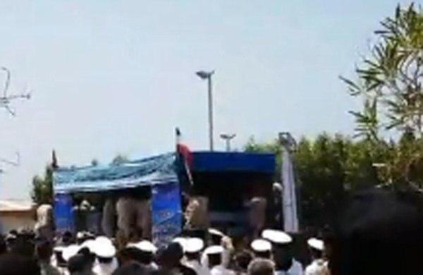 آغاز تشییع پیکر پاک شهدای سانحه دریایی شناور «کنارک» آغاز تشییع پیکر پاک شهدای سانحه دریایی شناور «کنارک»