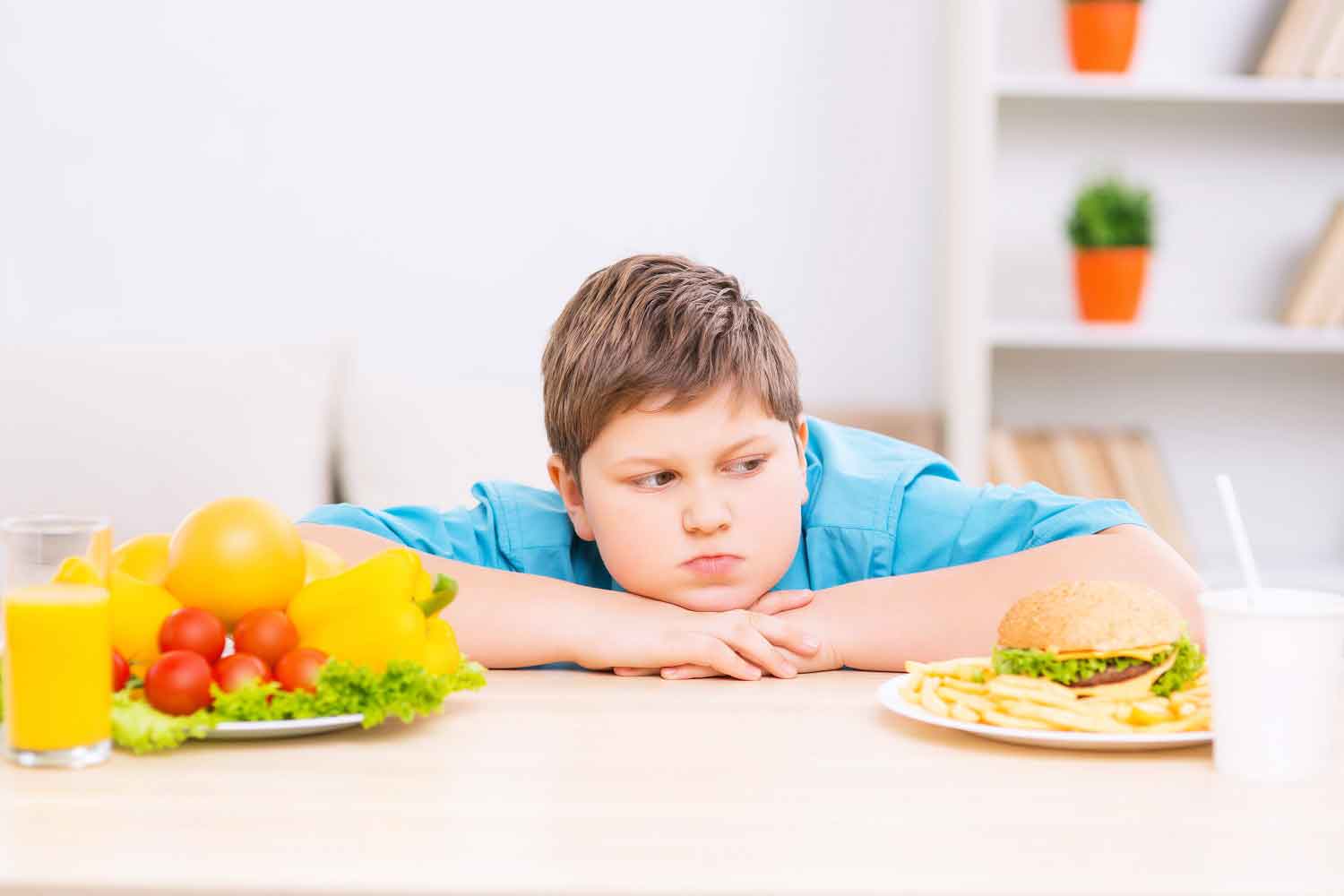 نکاتی برای جلوگیری از افزایش وزن در کودکان نکاتی برای جلوگیری از افزایش وزن در کودکان
