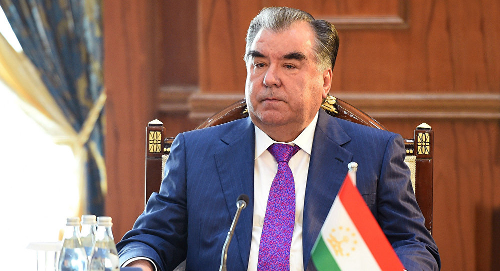 درخواست عجیب رئیس جمهور تاجیکستان از کشاورزان درخواست عجیب رئیس جمهور تاجیکستان از کشاورزان