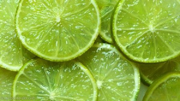 اقدام ستاد تنظیم بازار برای کنترل قیمت لیموترش اقدام ستاد تنظیم بازار برای کنترل قیمت لیموترش