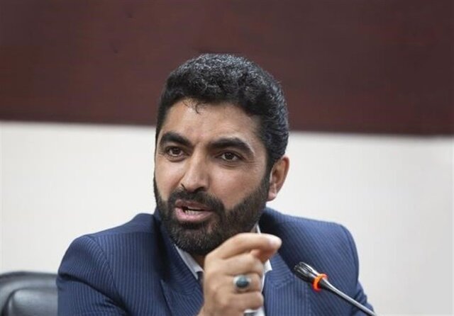 باید حقوق بازنشستگان همانند شاغلان اضافه شود باید حقوق بازنشستگان همانند شاغلان اضافه شود