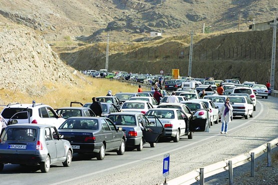 محور جاده کرج-چالوس زیربار ترافیک سنگین محور جاده کرج-چالوس زیربار ترافیک سنگین