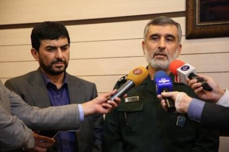حاجی زاده: تجربیات تحقیقاتیمان را به خودروسازان منتقل میکنیم حاجی زاده: تجربیات تحقیقاتیمان را به خودروسازان منتقل میکنیم