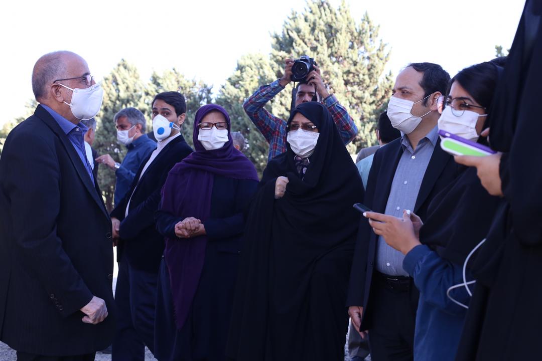 بررسی واگذاری مسوولیت نگهداری بوستانهای جنگلی به سازمان بوستانهای شهرداری/بهره برداری متفاوت از پارکهای سطح شهر بررسی واگذاری مسوولیت نگهداری بوستانهای جنگلی به سازمان بوستانهای شهرداری/بهره برداری متفاوت از پارکهای سطح شهر