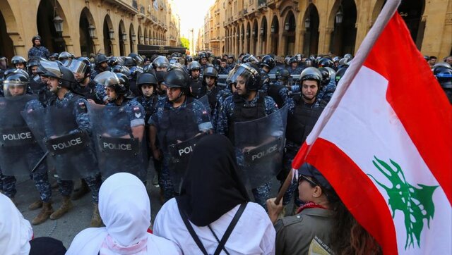 اقتصاد لبنان زمینگیر شد اقتصاد لبنان زمینگیر شد