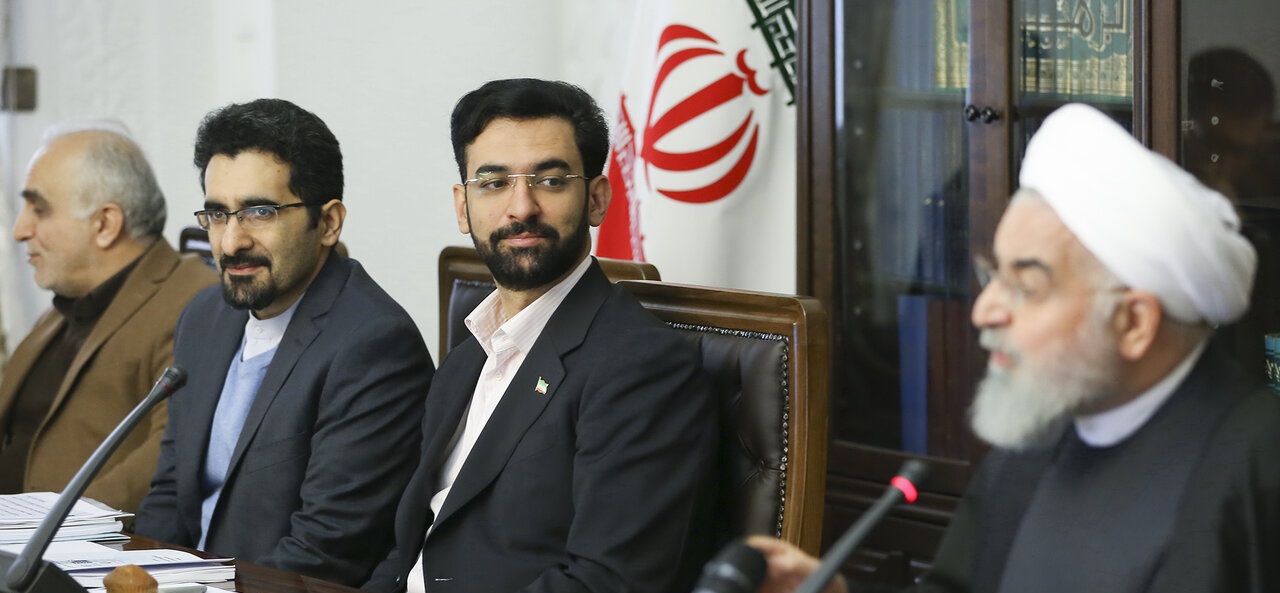 مهلت یک ماهه رییسجمهوری برای الکترونیکی شدن خدمات ۱۰دستگاه مهلت یک ماهه رییسجمهوری برای الکترونیکی شدن خدمات ۱۰دستگاه