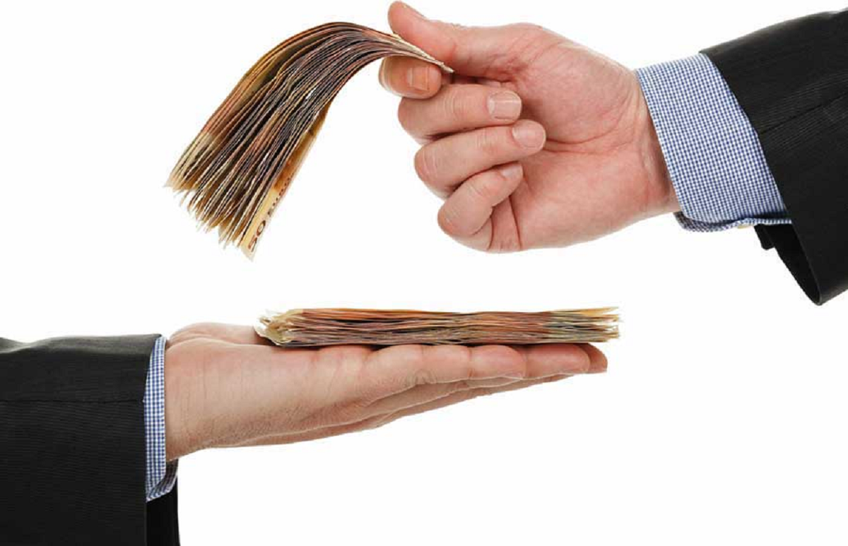 عوامل افزایش قیمت دلار چیست؟ عوامل افزایش قیمت دلار چیست؟