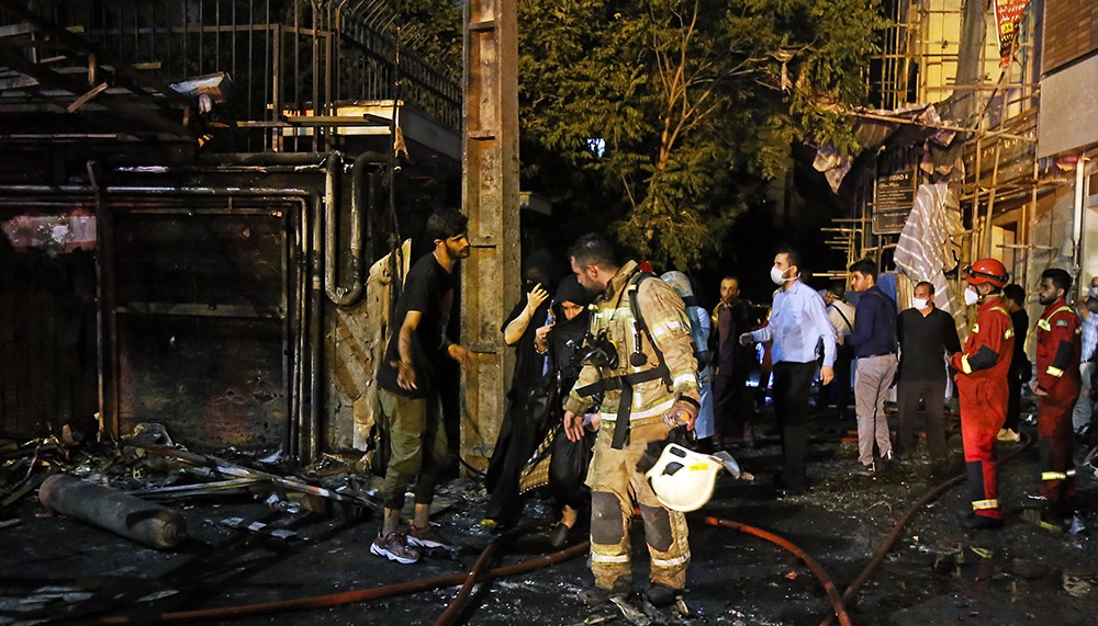 ۲۵نفر زمان وقوع انفجار در محل حادثه بودند +عکس ۲۵نفر زمان وقوع انفجار در محل حادثه بودند +عکس