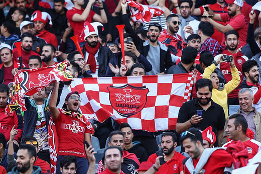 رونمایی از ماکت هواداران پرسپولیس در آزادی +عکس رونمایی از ماکت هواداران پرسپولیس در آزادی +عکس