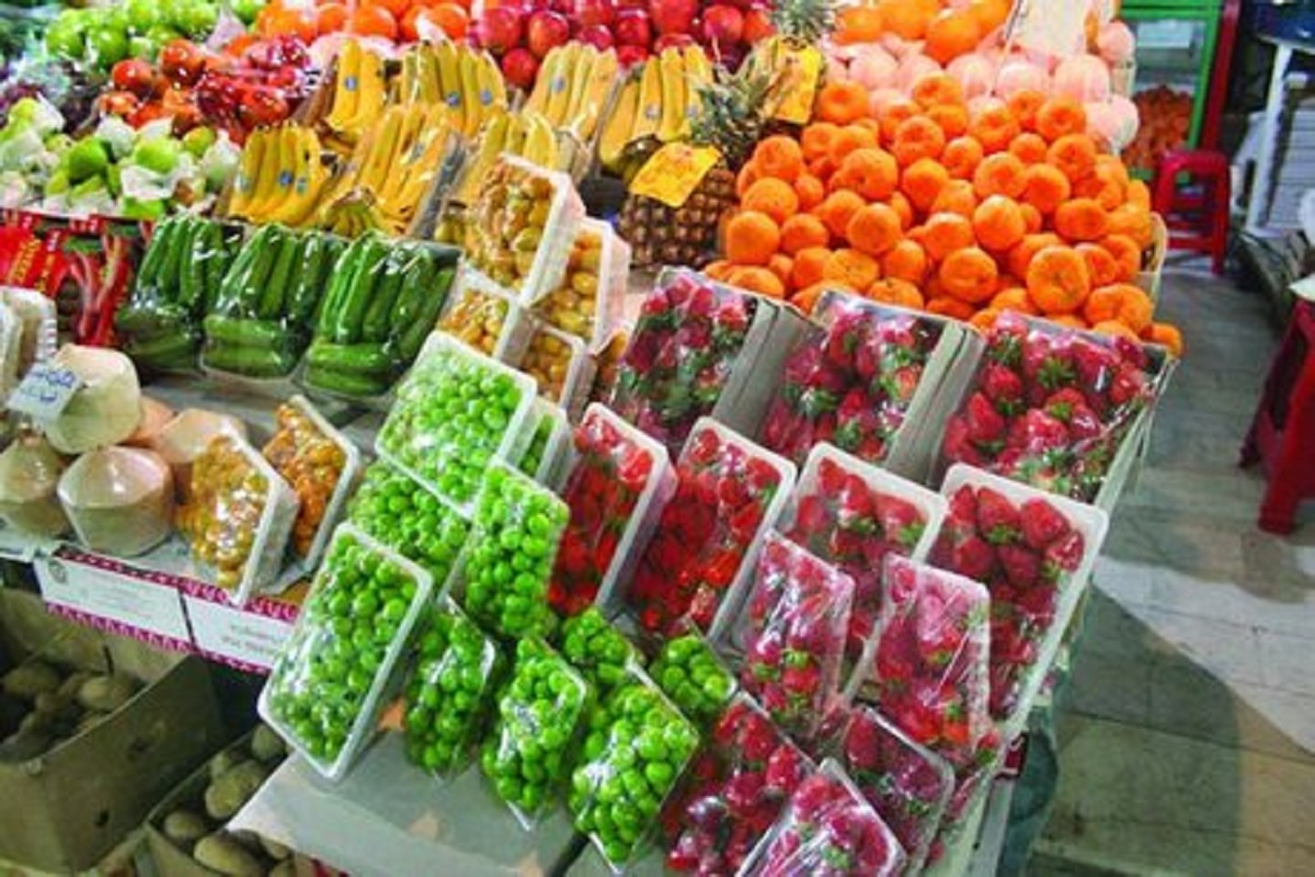 قیمتها بازار میوه و صیفی آرام گرفت قیمتها بازار میوه و صیفی آرام گرفت